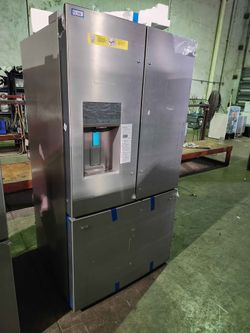 FRIGIDAIRE GALLERY 27.8 Cu Ft French Door Refrigerator – Stainless Steel Finish