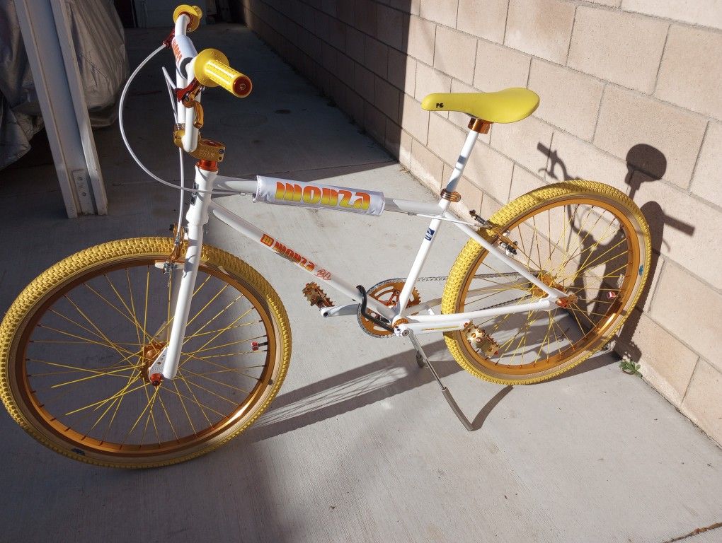 Monza 26" BMX Bike..Custom Build