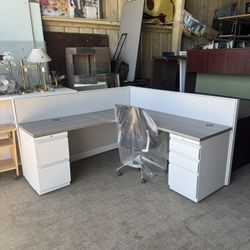 10 Workstation 6 x 6 Price Beach.