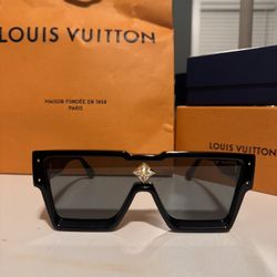 LOUIS VUITTON CYCLONE GLASSES FOR SALe
