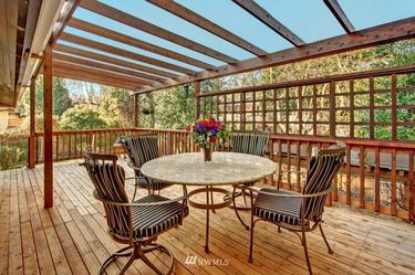 O. W. Lee granite patio set