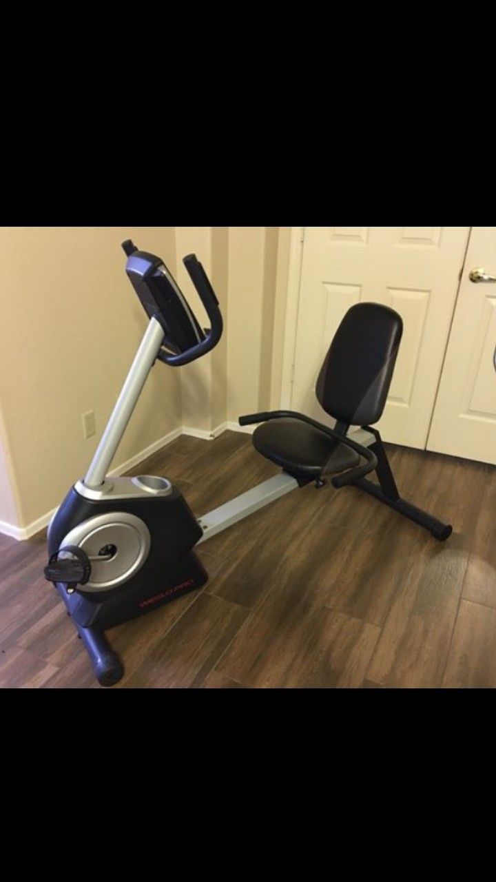 Recumbent exercise bike