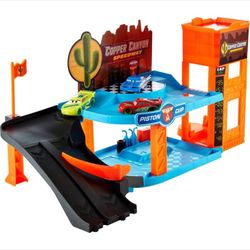 Pixar Cars Playset