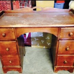 FREE Desk/Vanity 
