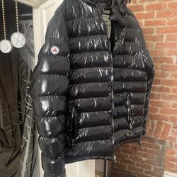 Black Men’s Puffer Jacket 