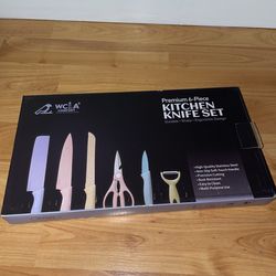 New kitchen knife set