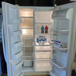 Refridgerator Works Good 