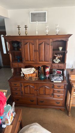 Solid Wood Rustic Farmhouse Hutch / Buffet Cabinet / China Cabinet