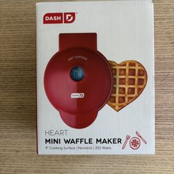 Dash Heart Mini Waffle Maker