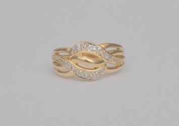 14K Yellow Gold Diamond Infinity Ring Size 7.5