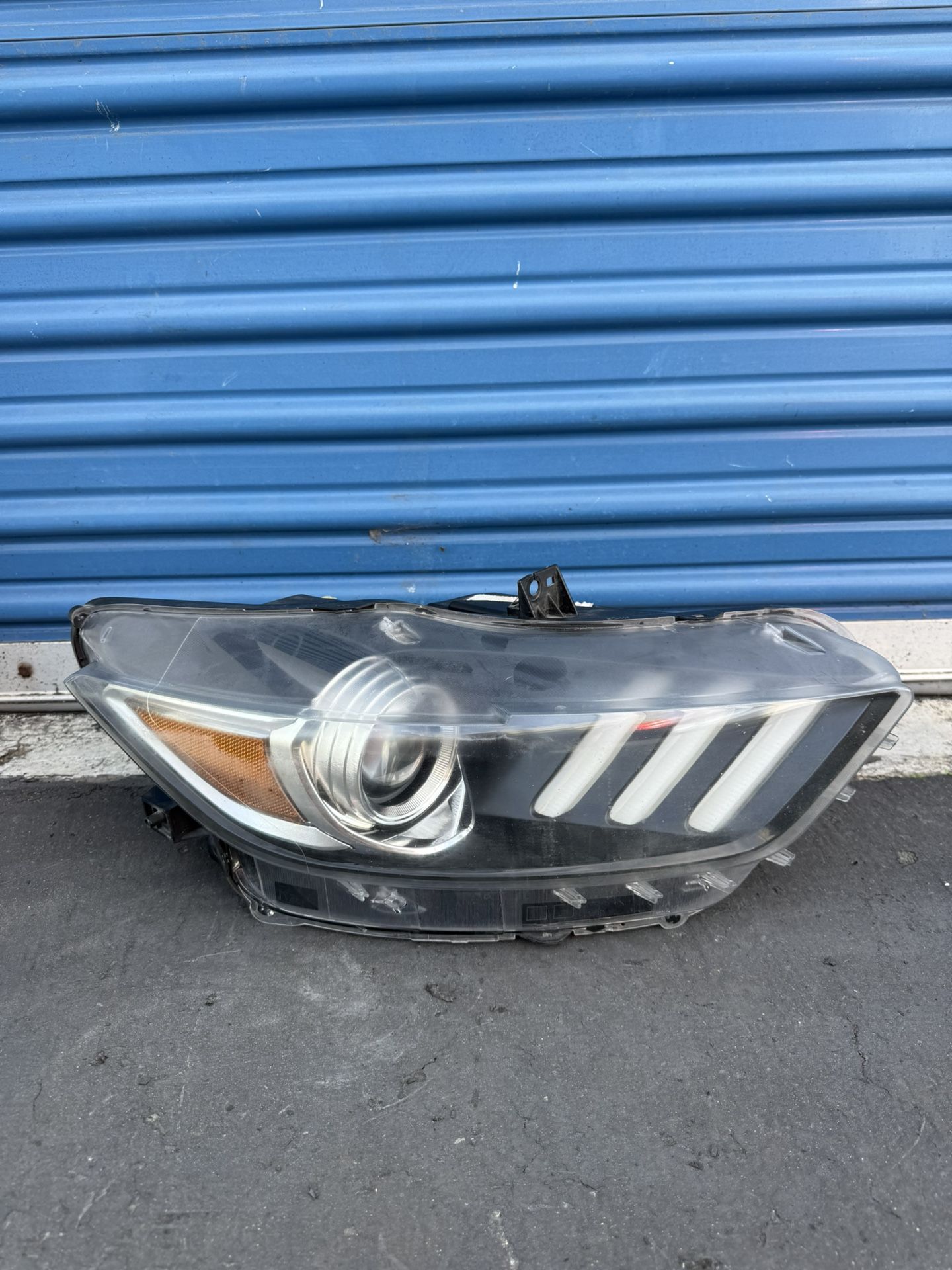 Ford Mustang 2015 2016 2017 Left Side XENON Headlight OEM COMPLETE