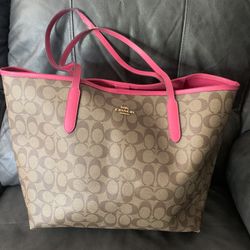 LARGE COACH SIGNATURE TOTE BAG USED 18x10” Authentic 