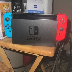 Switch with SD Card! ($200 Local Price)(Fresno area)