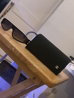 Chanel woman sunglasses