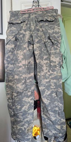 Army Pixelated Camo Cargo Pants