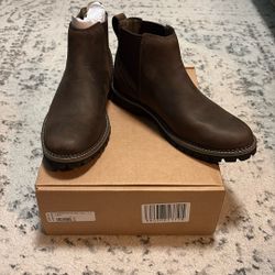 NIB Men's Eddie Bauer Brown Leather Chelsea Boots