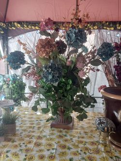 Large Artificial Hydrangea Floral Arrangement