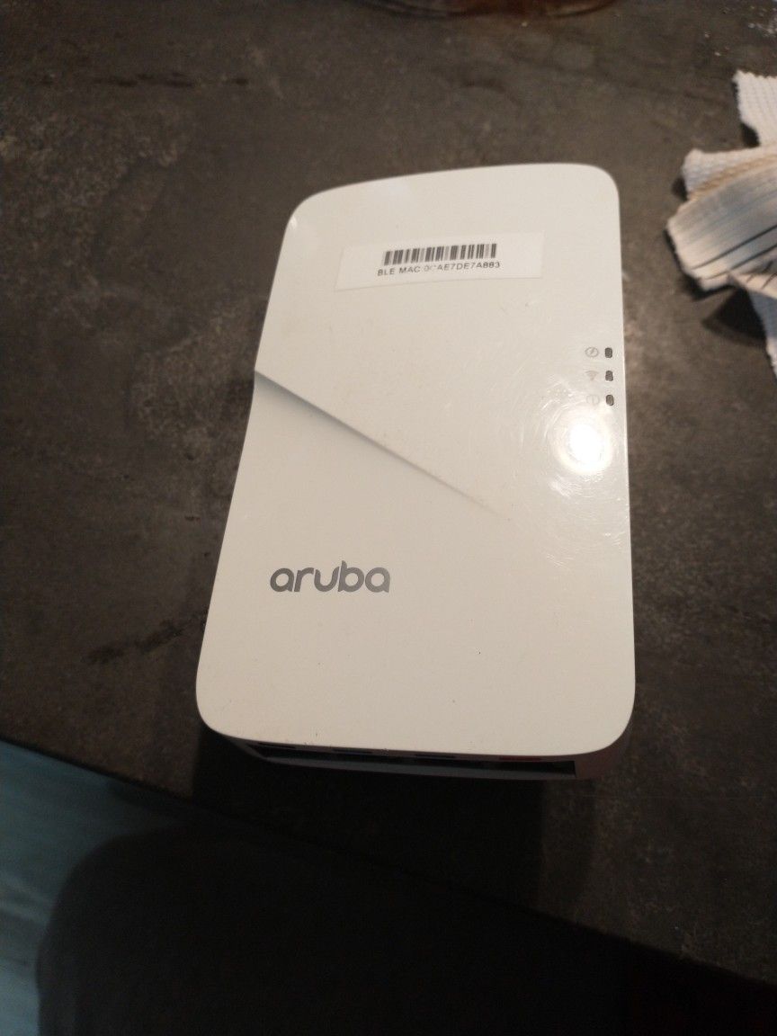 Aruba AP-303H Access Point
High-performance 802.11ac Wave 2 for hospitality and branch offices