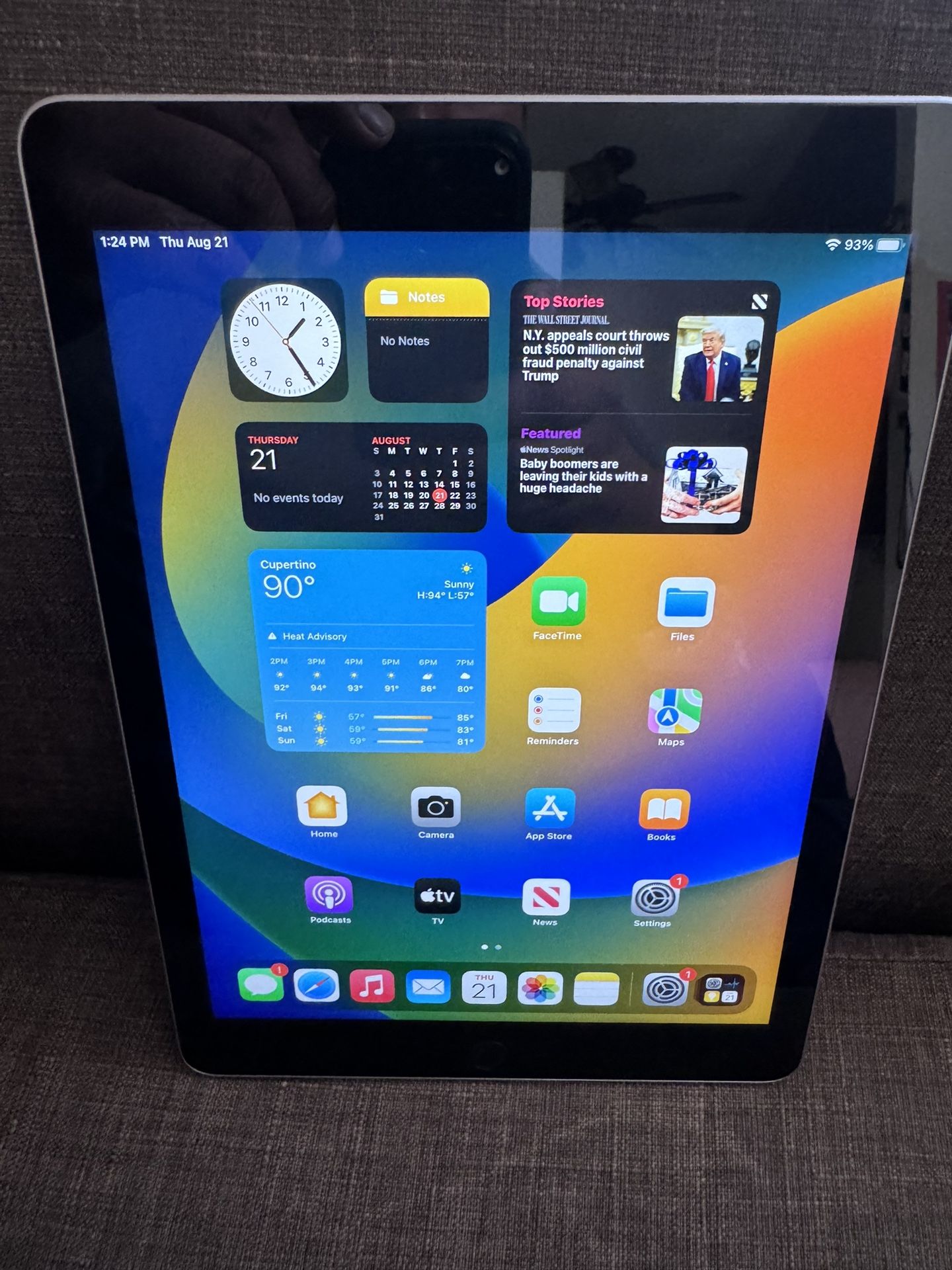 iPad 5th Gen 32gbs