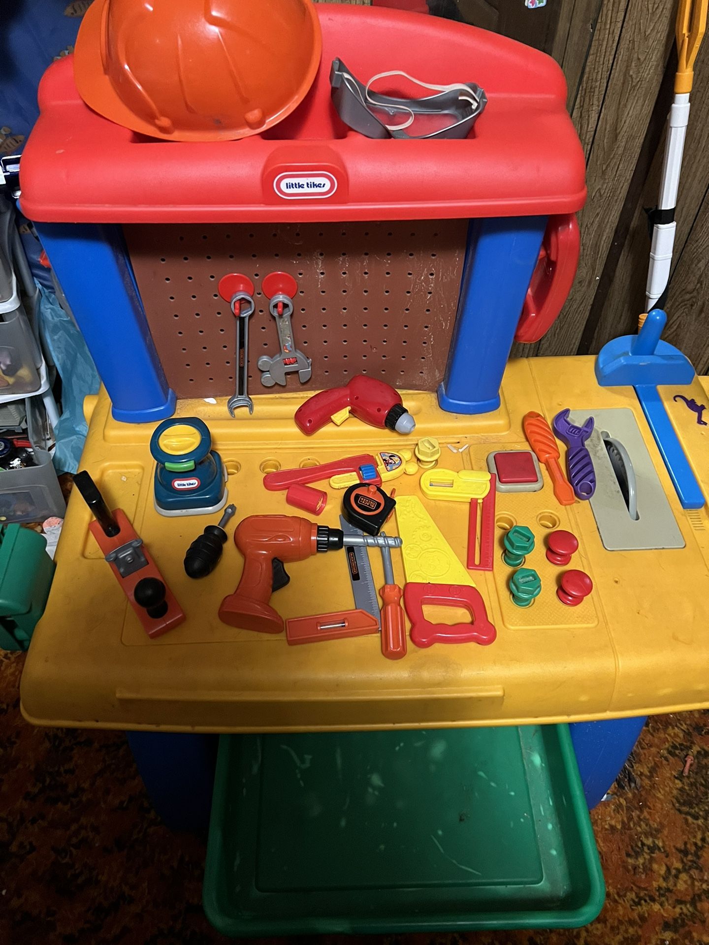 Toy Tool Bench With Tools
