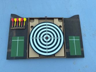 Dartboard, Darts & Cabinet
