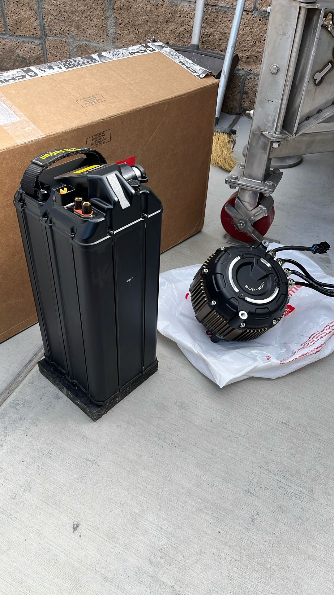 Surron 60 V 38 Amp Battery And Stock Surron Motor
