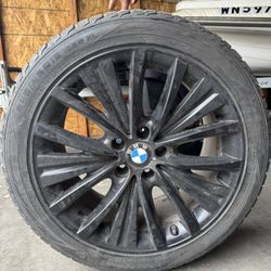BMW  Wheels and tires for the car 