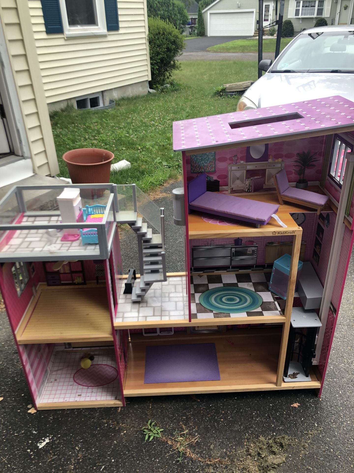 Kid Craft Barbie House