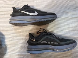 Nike Air Zoom  pegasus Running shoes sz 13