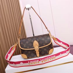 Women's Louis Vuitton Bag Luxury Bag With Dustbag