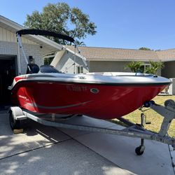 2022 Bayliner M15