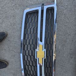 Chevy Tahoe Suburban Grille Oem
