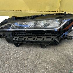 2021-2023 TOYOTA VENZA LH HEADLIGHT OEM