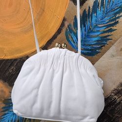 White LEATHER PURSE long Strap See Phot I s 6 × 6