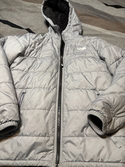 Girls youth 14/16 Authentic Northface coat