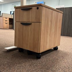 Mobile 2 Drawer File Cabinet 