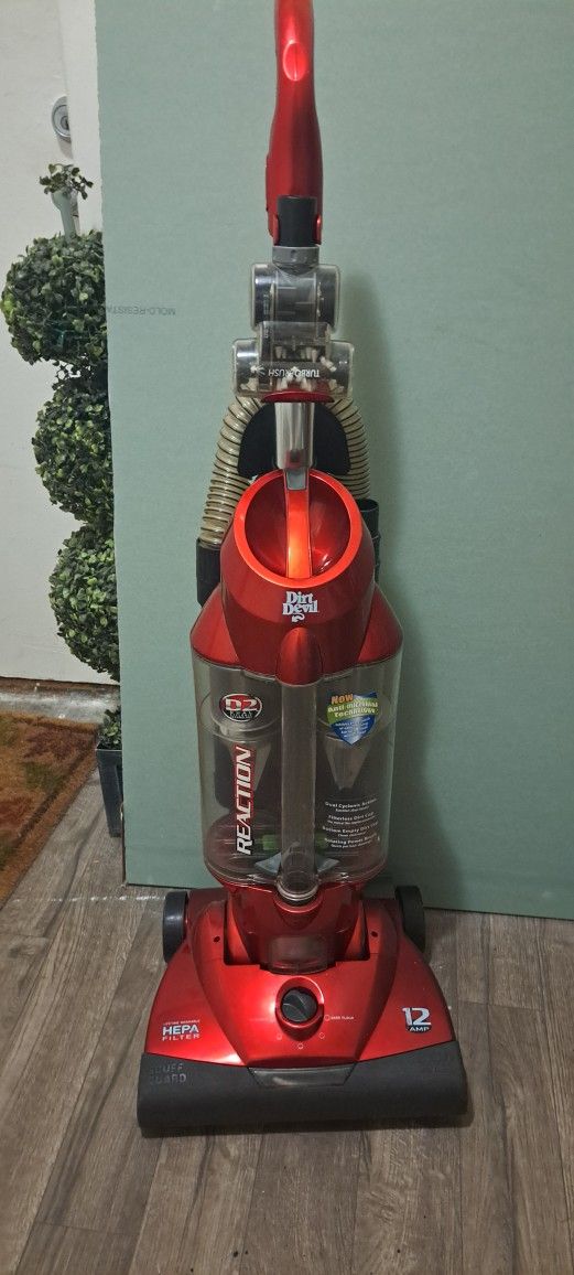 DIRT DEVEL Reaction D2 Hepa Vacuum Cleaner
