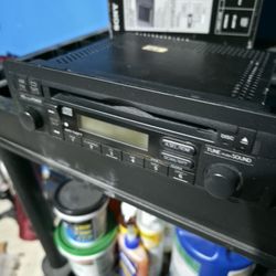 Honda Stock CD Player, AM/FM Radio