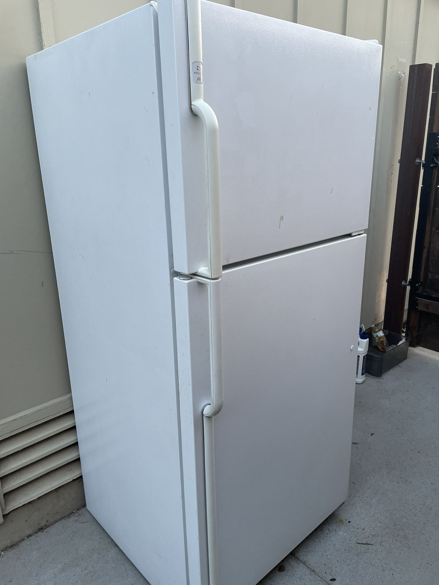Free Maytag Refrigerator - MTB1956DEW