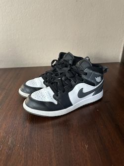 Youth Jordan Mid 1 - Size 2Y
