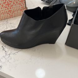 Vince Camuto