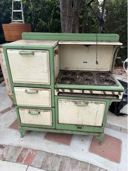 Antique magic chef stove