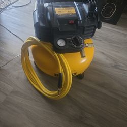 Dewalt Compressor 