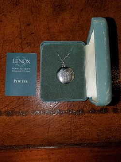 Lenox Kirk Stieff Pewter Collection - Holiday Holly Pendant