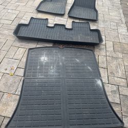 Tesla Y Rubber Mats