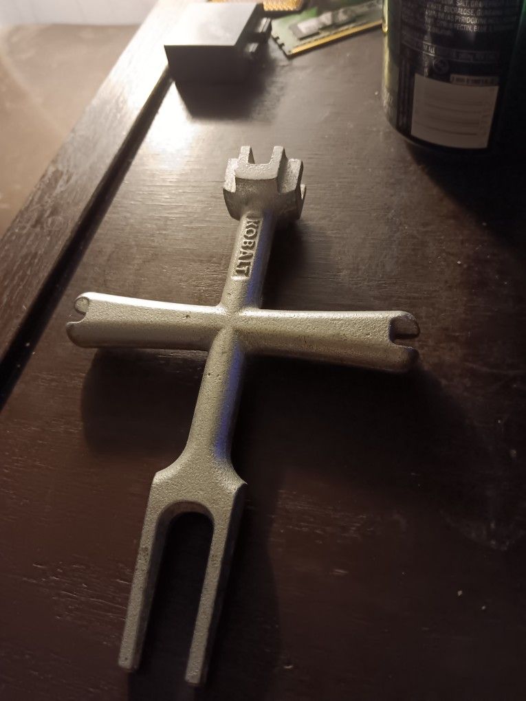 Kobalt Drainplug Wrench