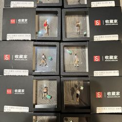 1:64 Small Dolls
