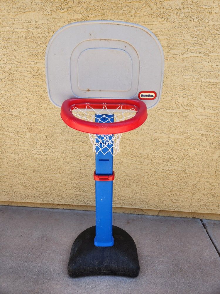 Little Tikes Basketball Hoop