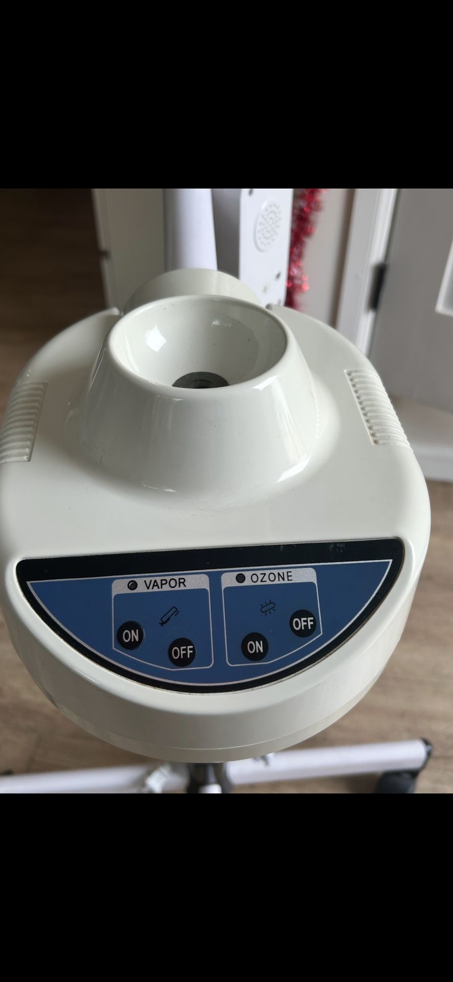 Facial Steamer With Wheels