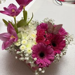 Arreglos Florales En Caja De Corazón 